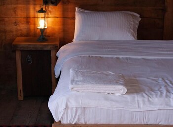 sazano wine cellar and hotel