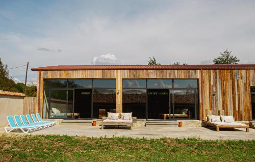 sazano wine cellar and hotel