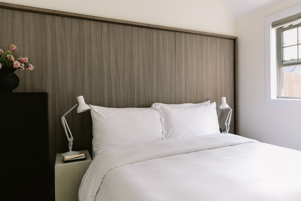 the roundtree amagansett