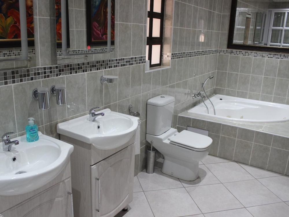 romans rest guest house