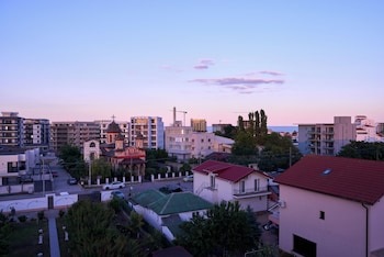 navodari