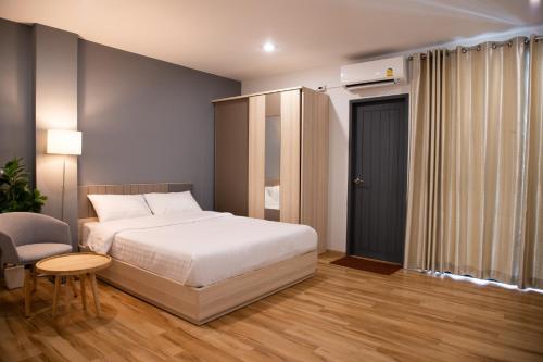 j and l residence and spa