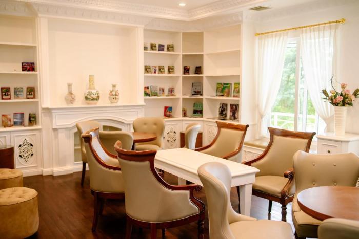 beth kasegaran theresia