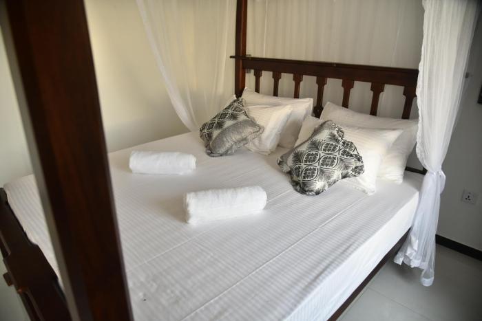wagon wheel inn hostel