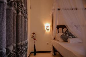 wagon wheel inn hostel