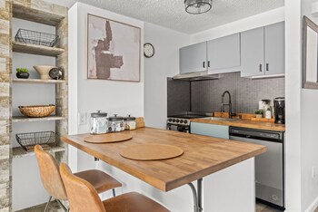 holt billionaire mountain