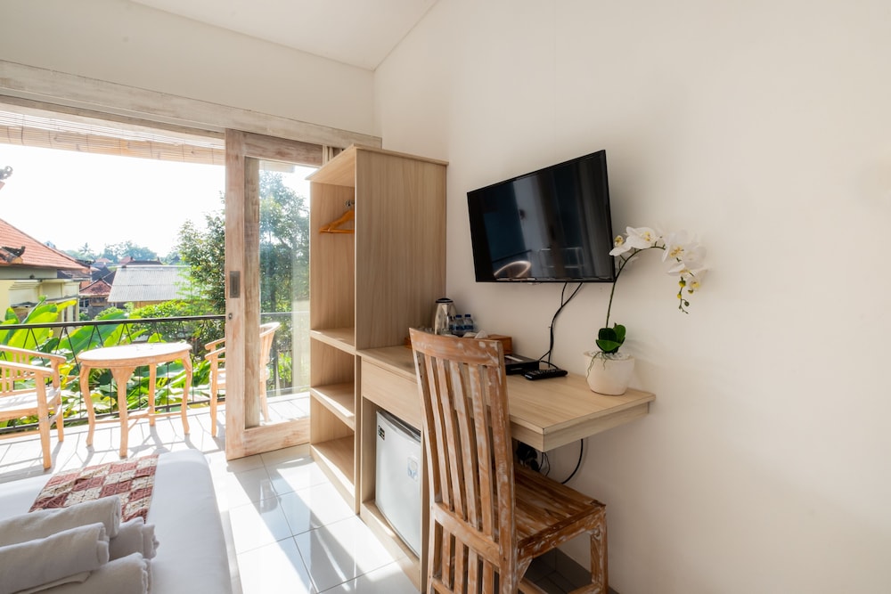 suweta homestay by supala