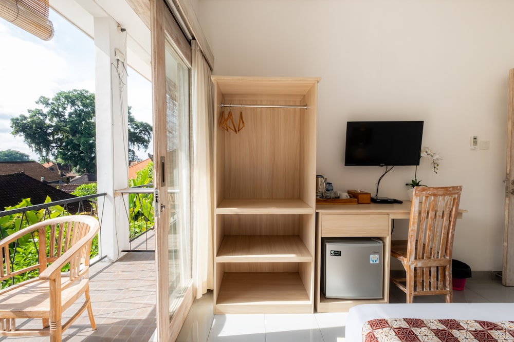 suweta homestay by supala