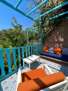 yonca lodge