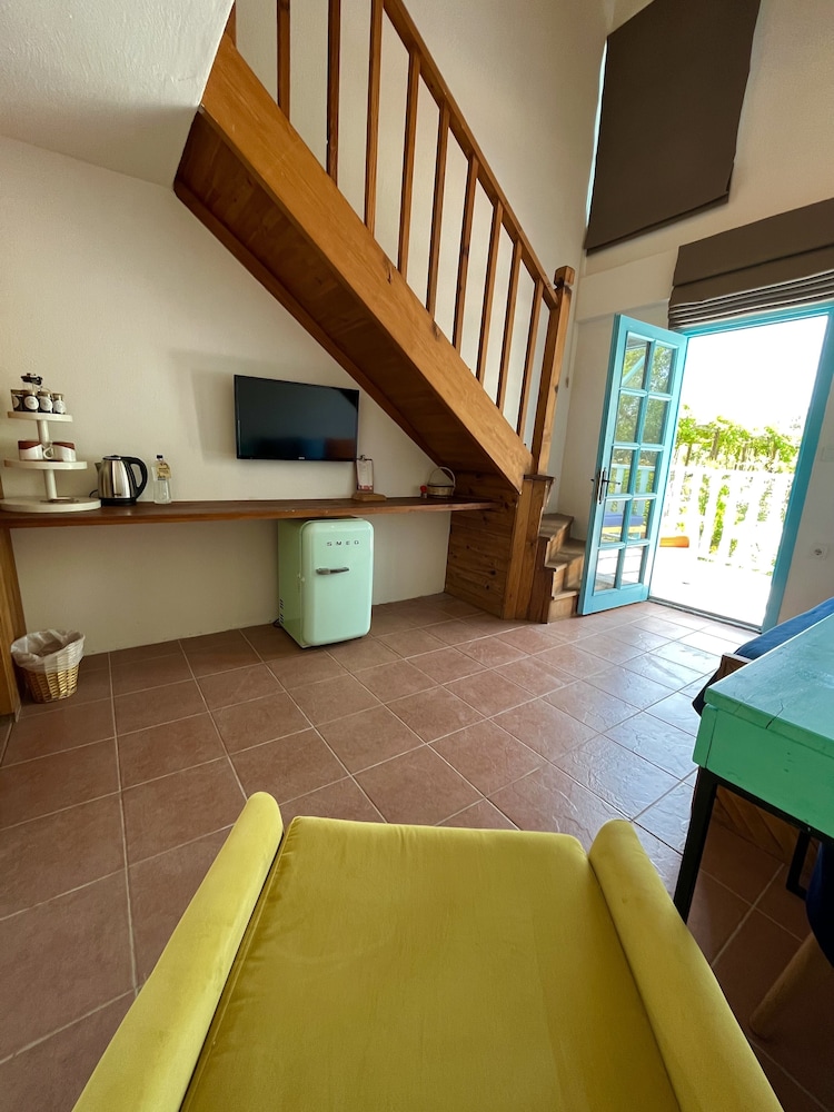 yonca lodge
