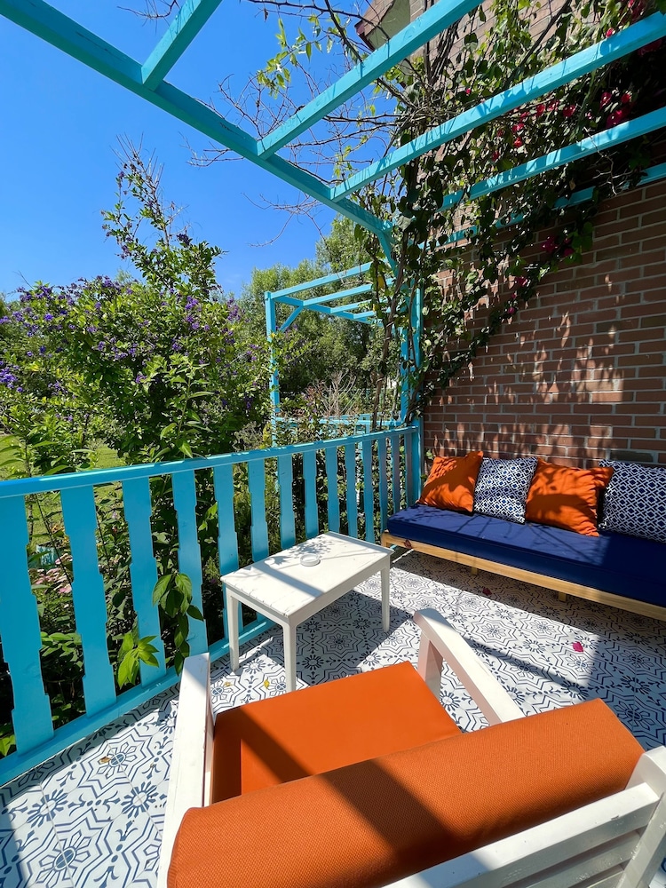yonca lodge