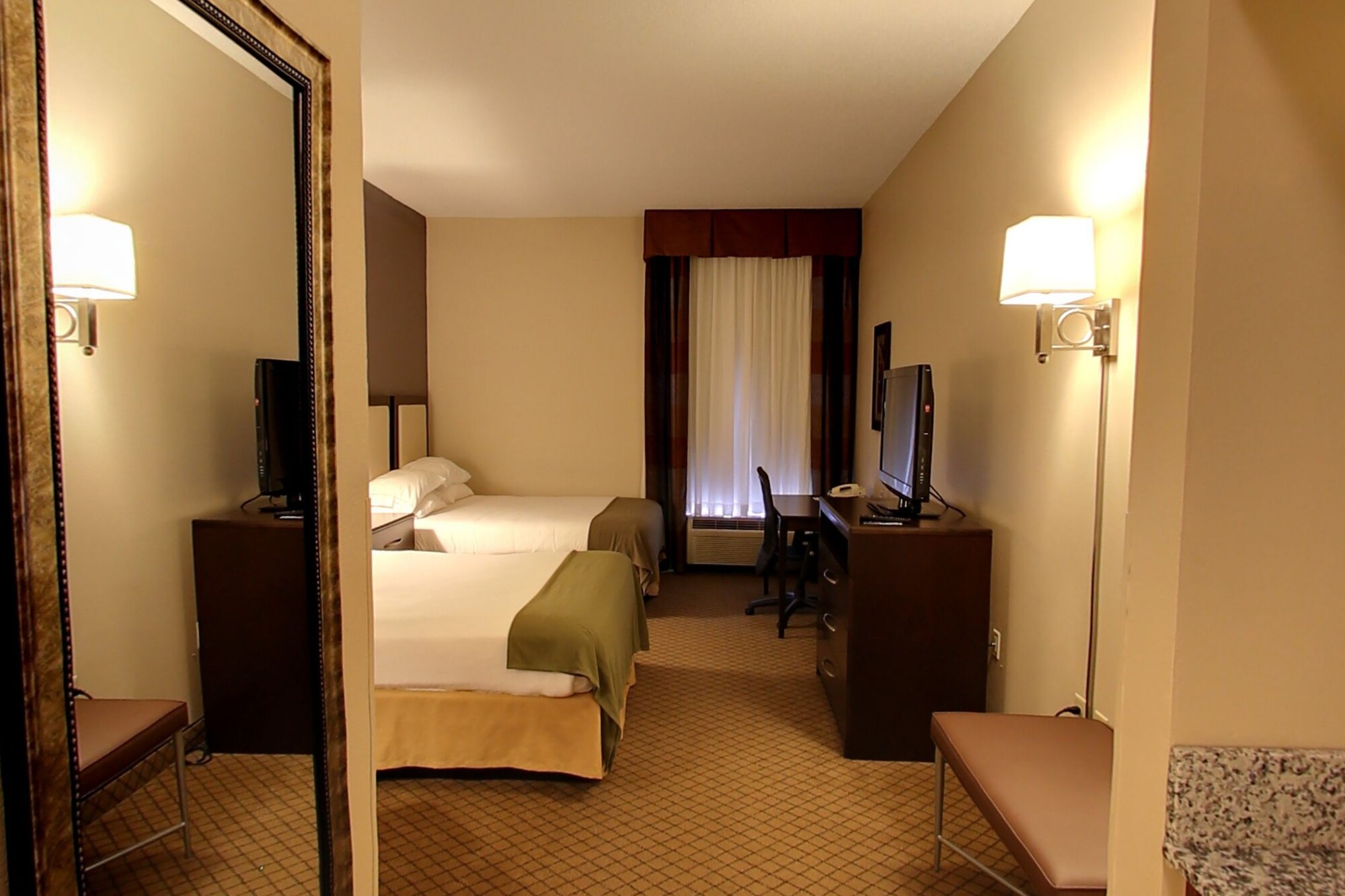 holiday inn express hotel and suites blythewood by ihg