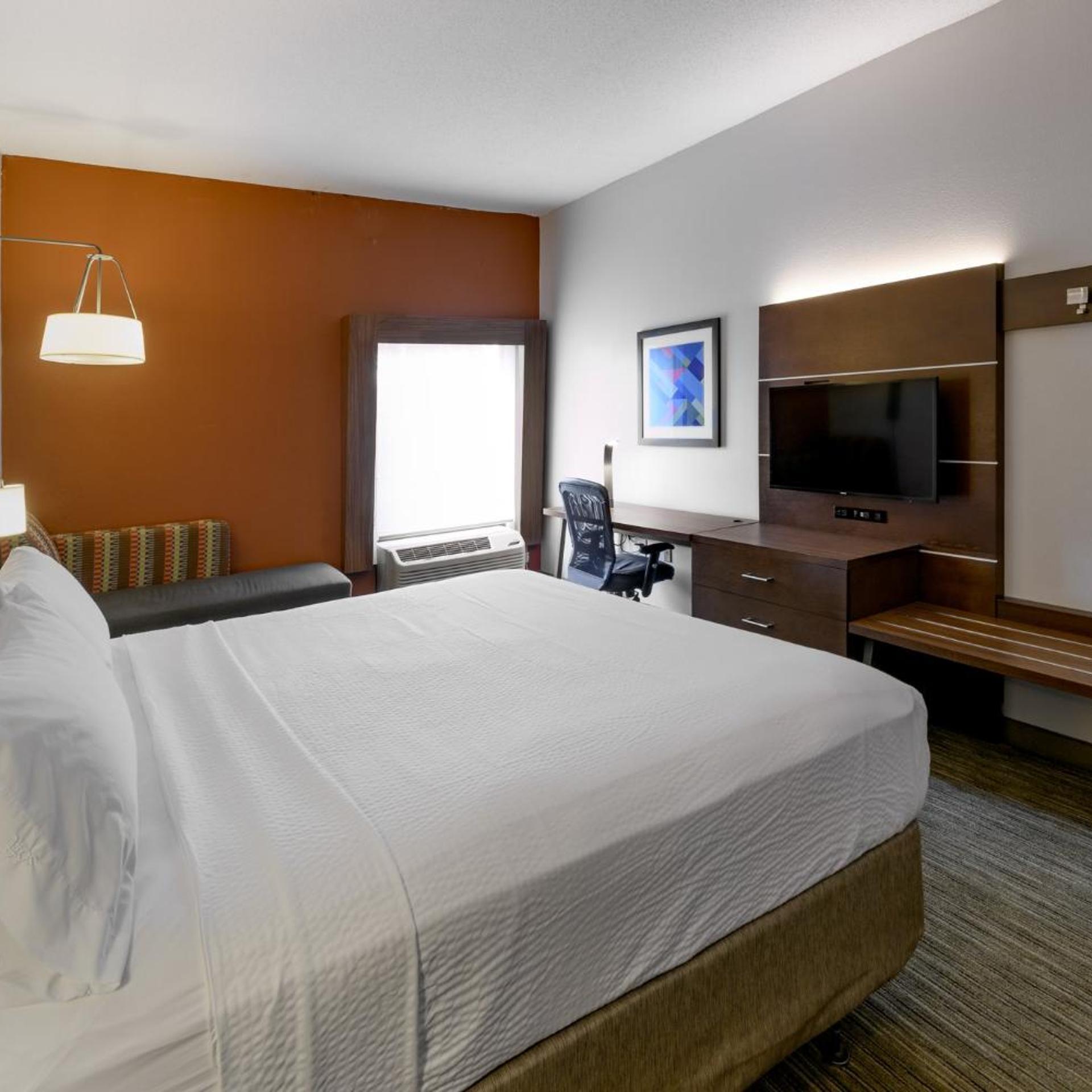 holiday inn express hotel and suites blythewood by ihg
