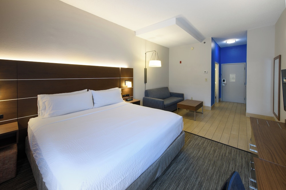 holiday inn express hotel and suites blythewood by ihg