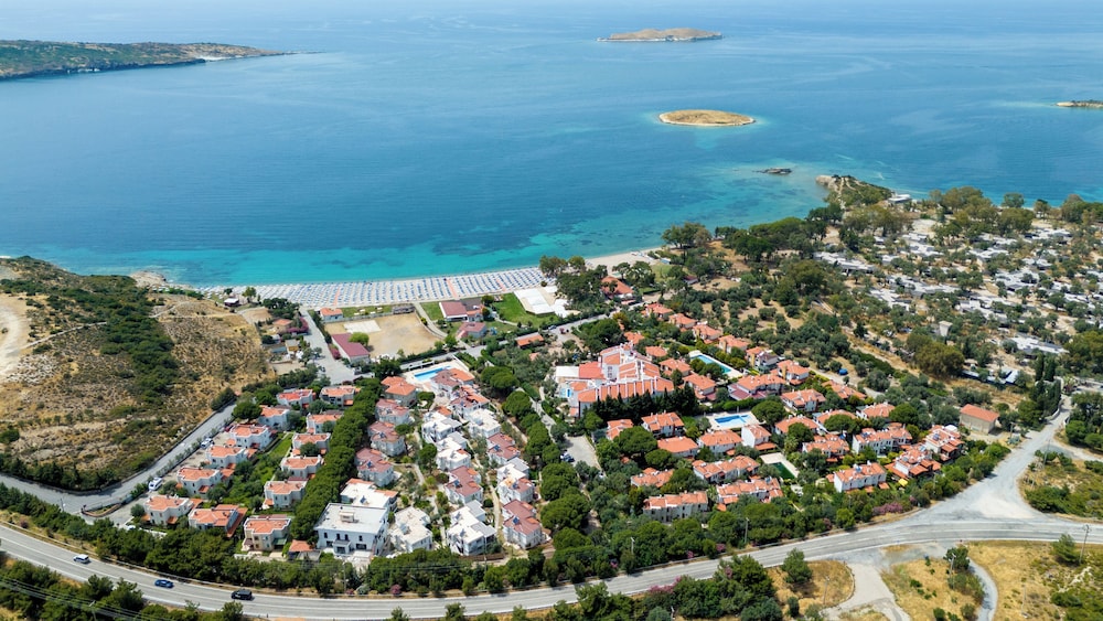 hanedan beach hotel