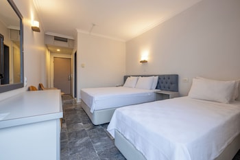 hanedan beach hotel