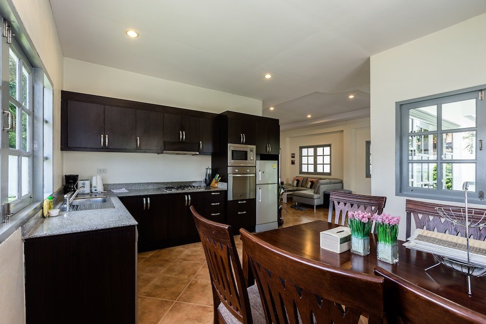 Orchid Paradise Homes Opv25,,3.5 star