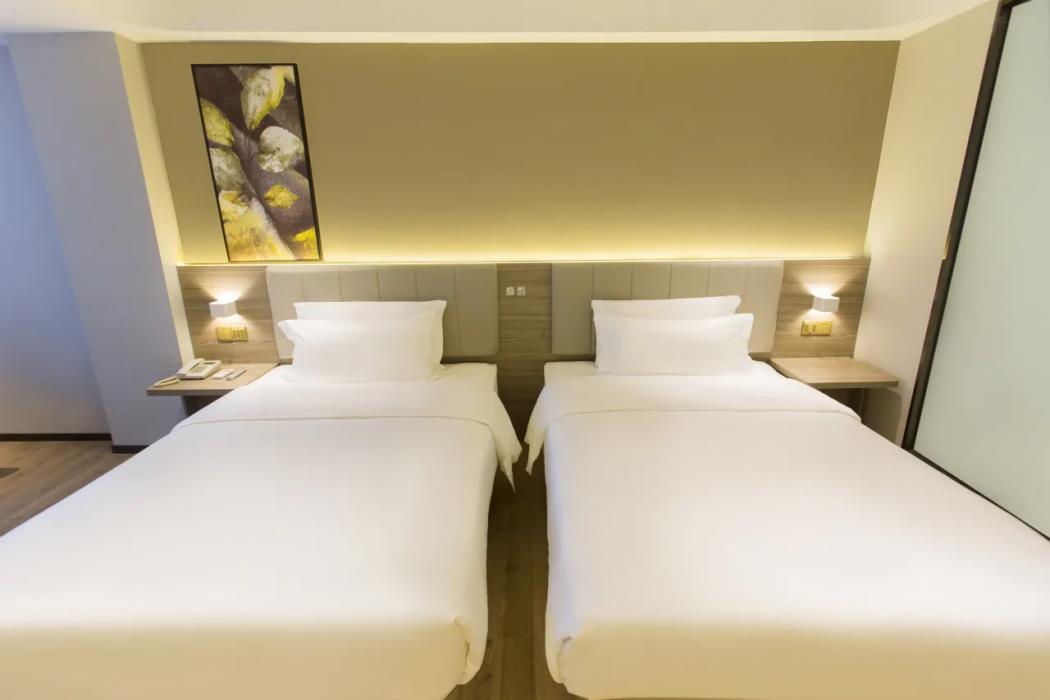 7 days inn guangzhou jingxi nanfang hospital tonghe metro station
