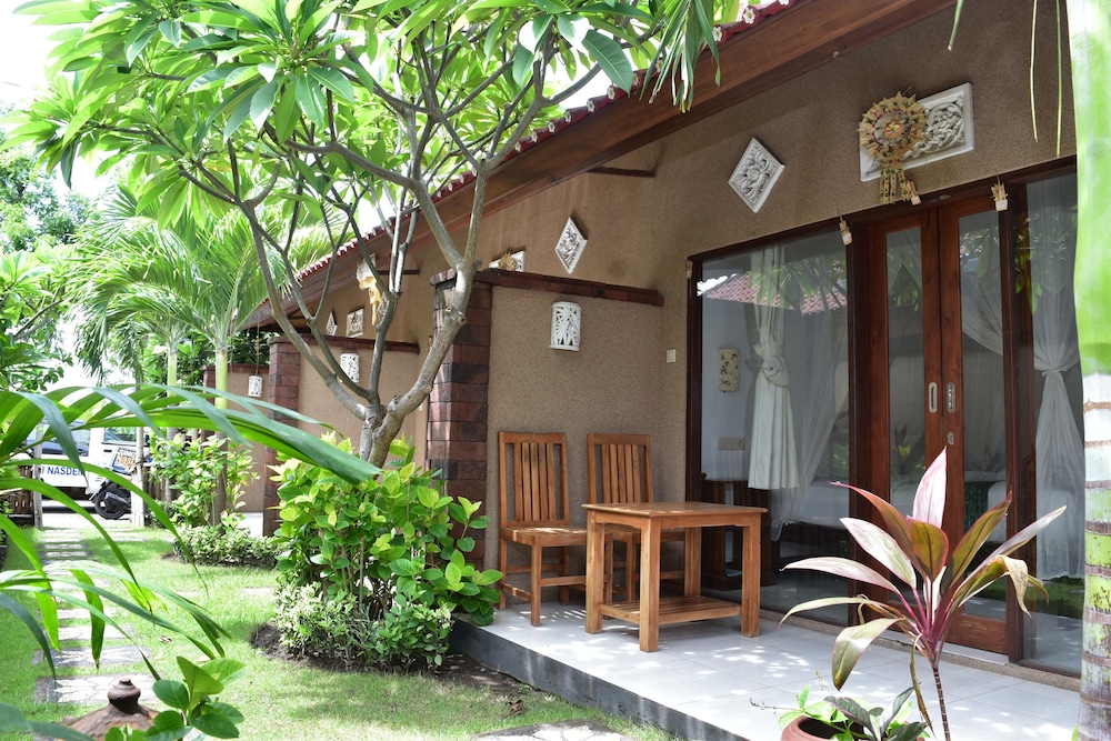 menjangan homestay