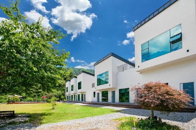 gapyeong haren pool villa