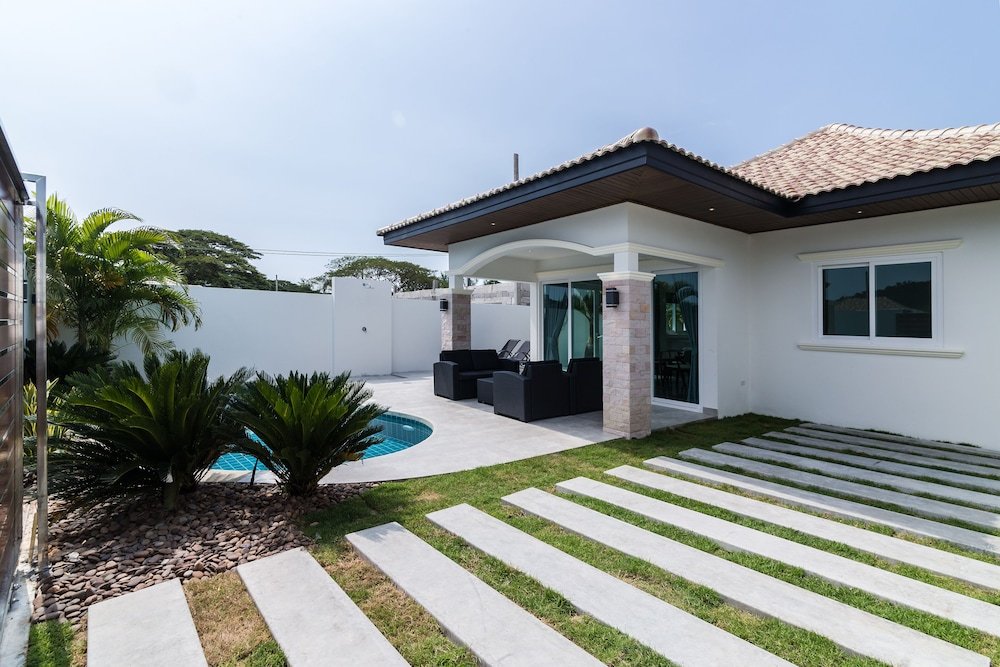 Orchid Paradise Homes Opv420,,3.5 star