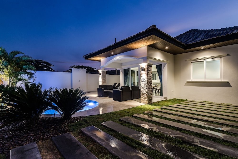 Orchid Paradise Homes Opv420,,3.5 star