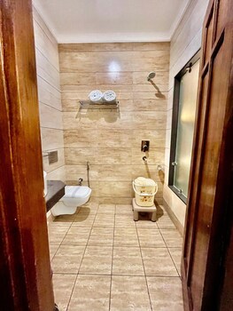 hotel asian plaza dharamshala