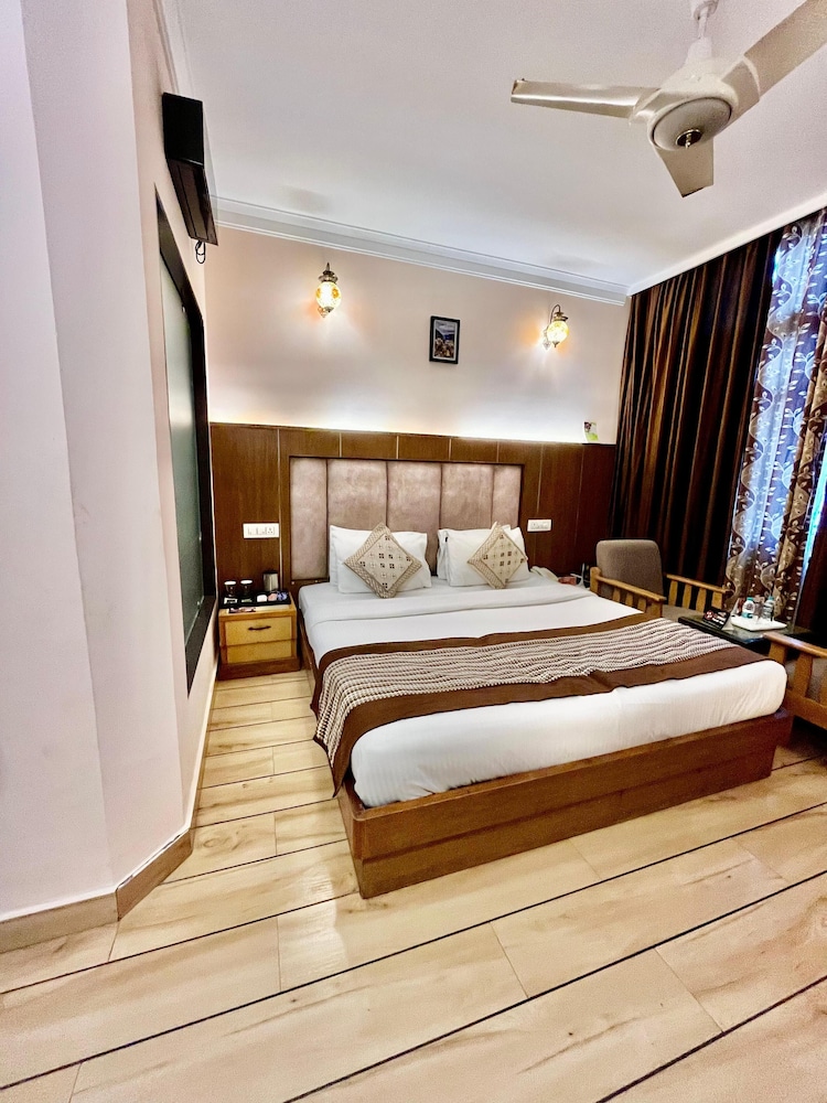 hotel asian plaza dharamshala