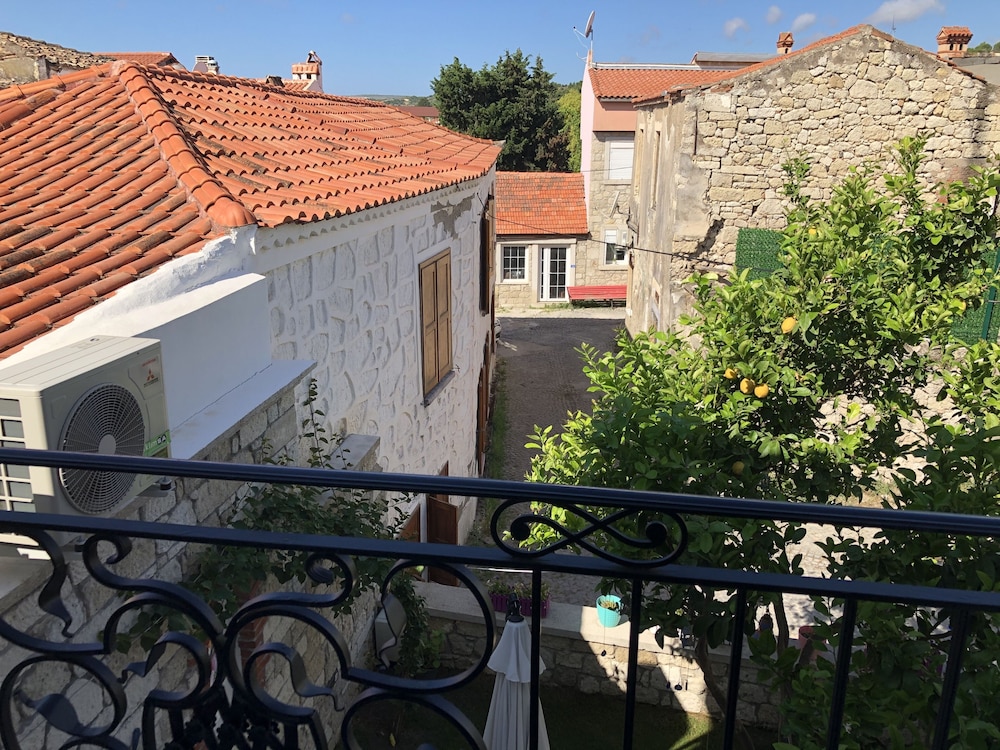 volta alacati butik otel