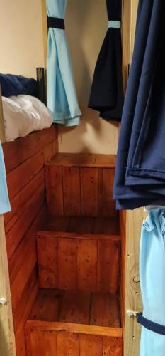 sunset beach backpackers