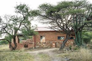 otavi vineyards self catering and camping