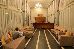 maple leaf hotel