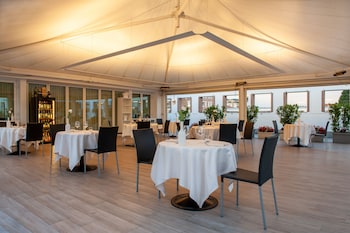 agora palace hotel