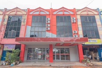 reddoorz pasar melayu sagulung batam