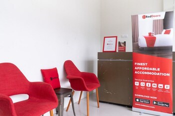 reddoorz garden boulevard citra raya tangerang