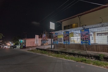 reddoorz plus bukit cinta street