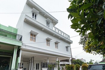 Reddoorz @ Medan Johor,North Sumatra>>Medan,2 star