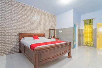 reddoorz syariah tambak mekar street subang