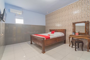 reddoorz syariah tambak mekar street subang