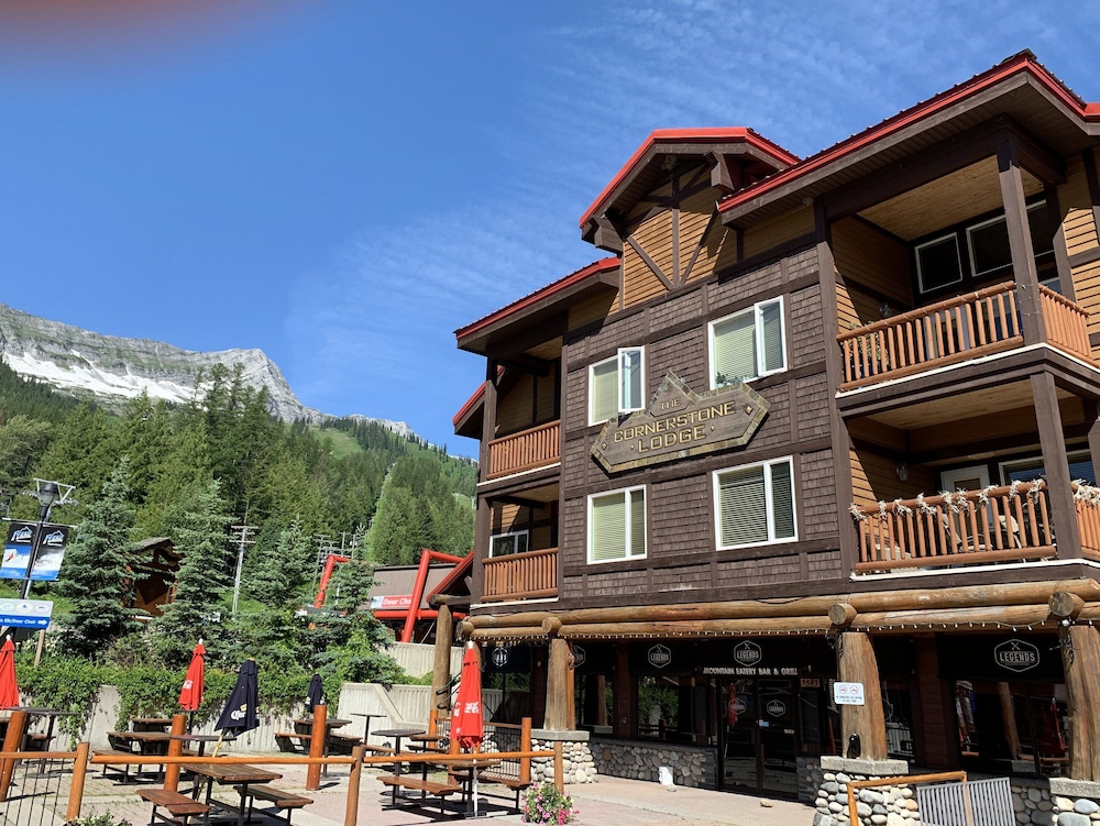 cornerstone lodge