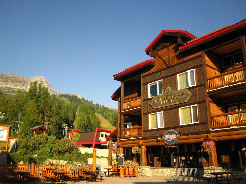 cornerstone lodge