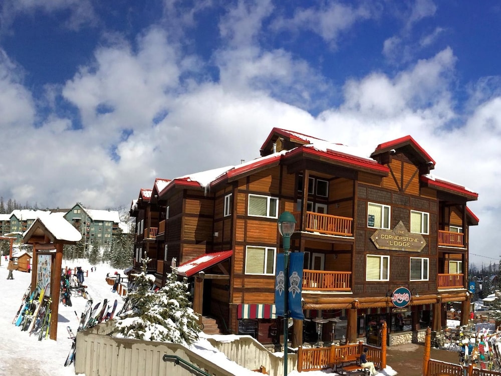 cornerstone lodge