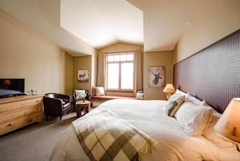copper horse lodge