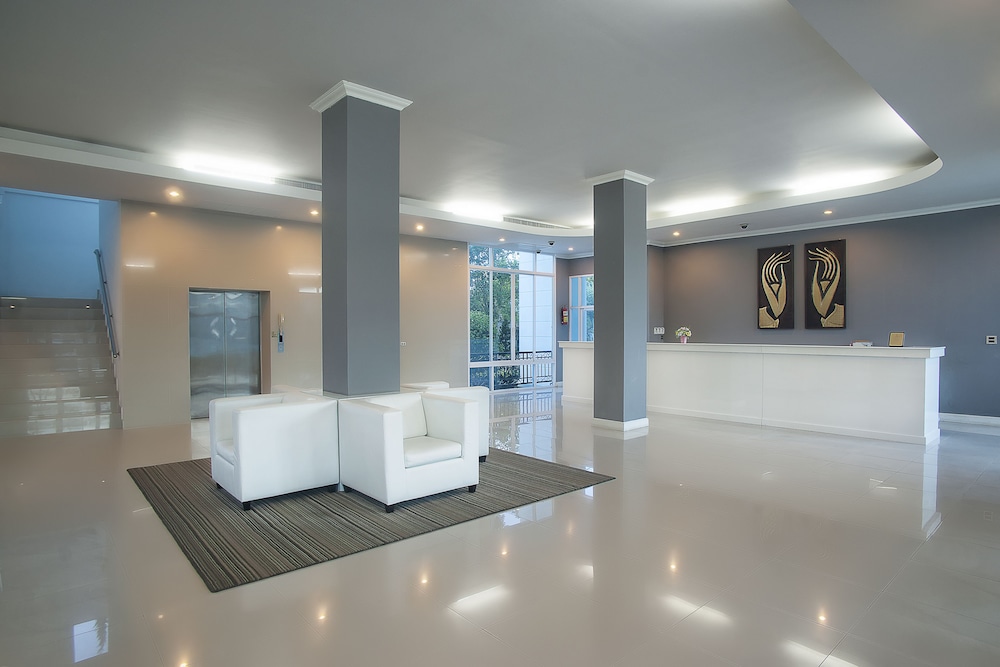 la vie en rose hotel