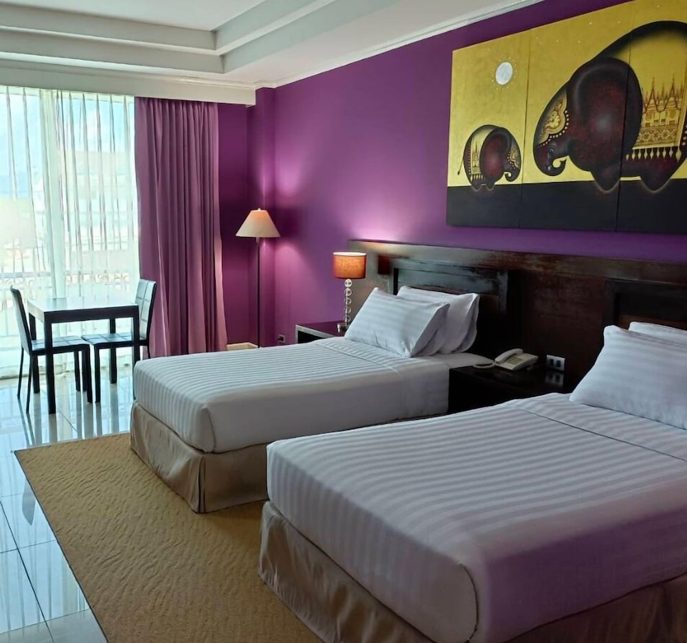 la vie en rose hotel