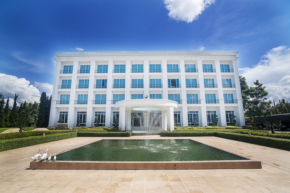 la vie en rose hotel