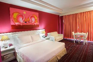 la vie en rose hotel