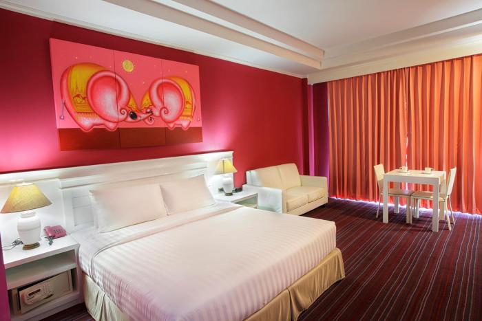 la vie en rose hotel