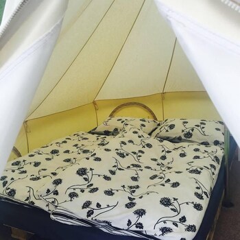 camping garden park