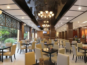 narita hotel surabaya